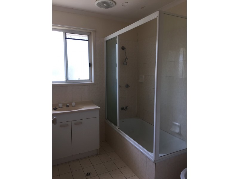 54/125-129 Pappas Way, Carrara QLD 4211