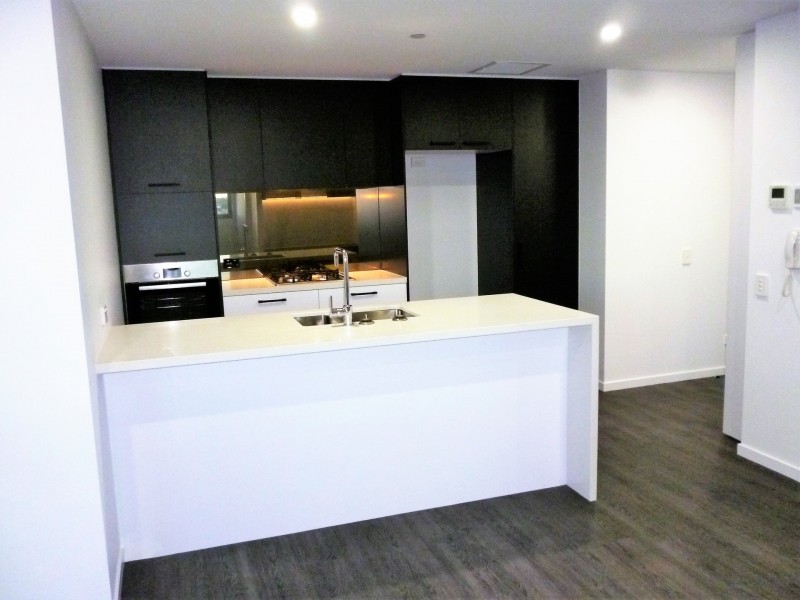 1108/28 Wolseley St, Woolloongabba QLD 4102