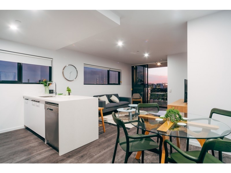 906/28 Wolseley St, Woolloongabba QLD 4102