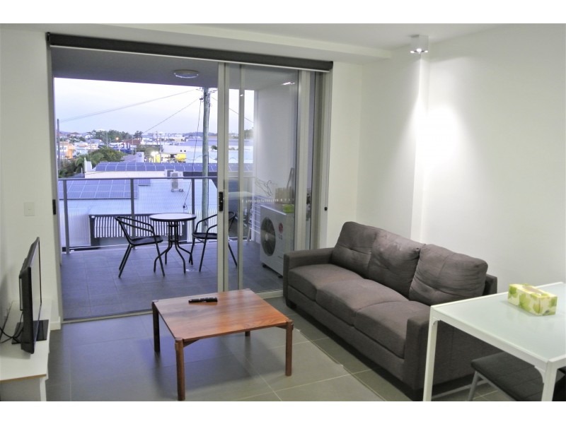 409/159 Logan road, Woolloongabba QLD 4102