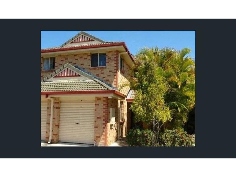 7/2 Brown Street, Labrador QLD 4215