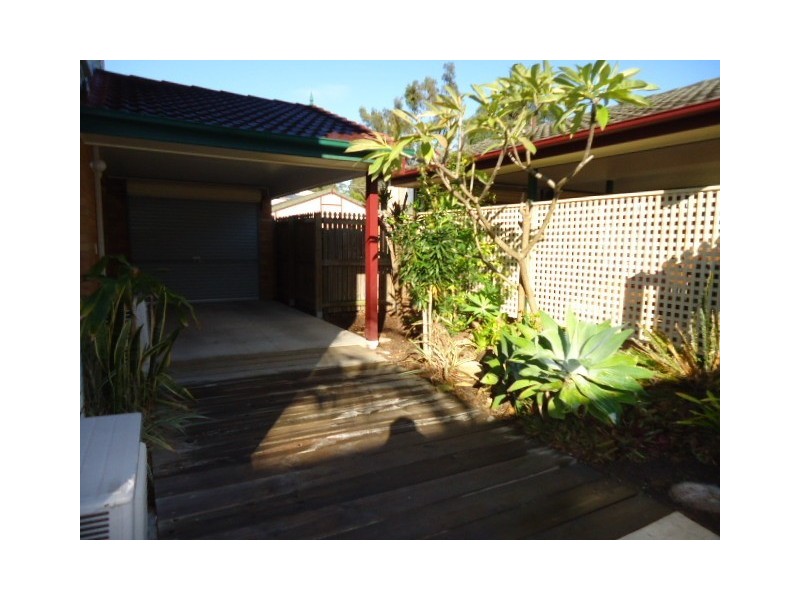 08/13 Bailey Street, Collingwood Park QLD 4301