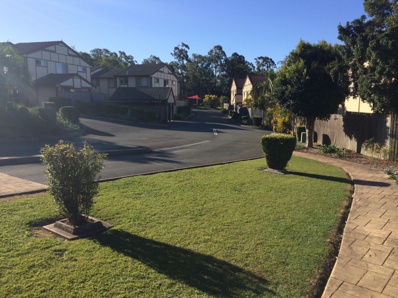 08/13 Bailey Street, Collingwood Park QLD 4301