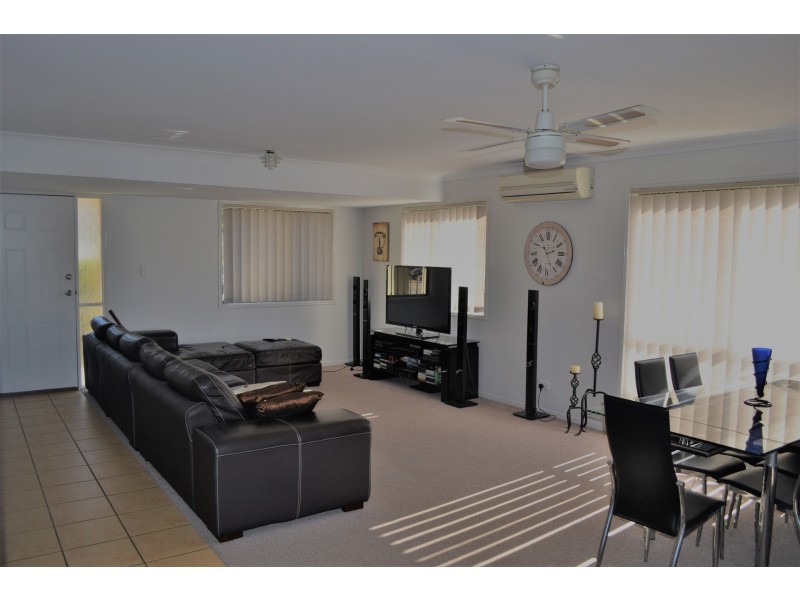 San Capistrano/1-15 Santa Isobel Blvd, Pacific Pines QLD 4211