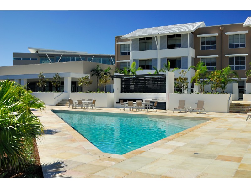 57/19 Lake Street, Varsity Lakes QLD 4227