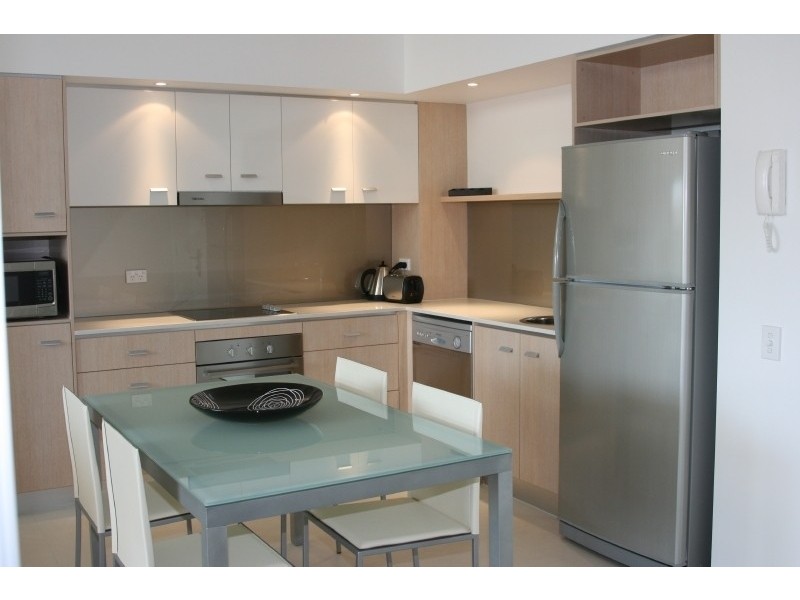 57/19 Lake Street, Varsity Lakes QLD 4227