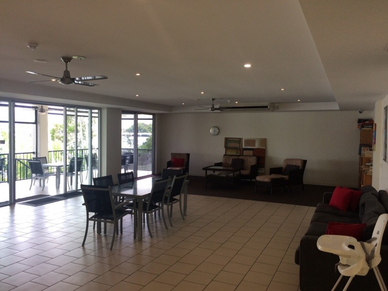 14/2894-2910 Gold Coast Highway, Surfers Paradise QLD 4217