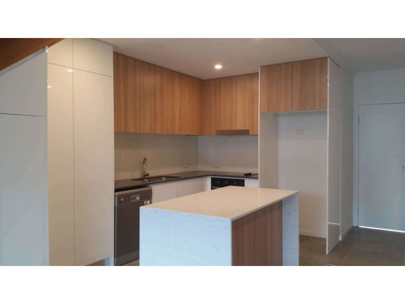 60 Evergreen View, Robina QLD 4226