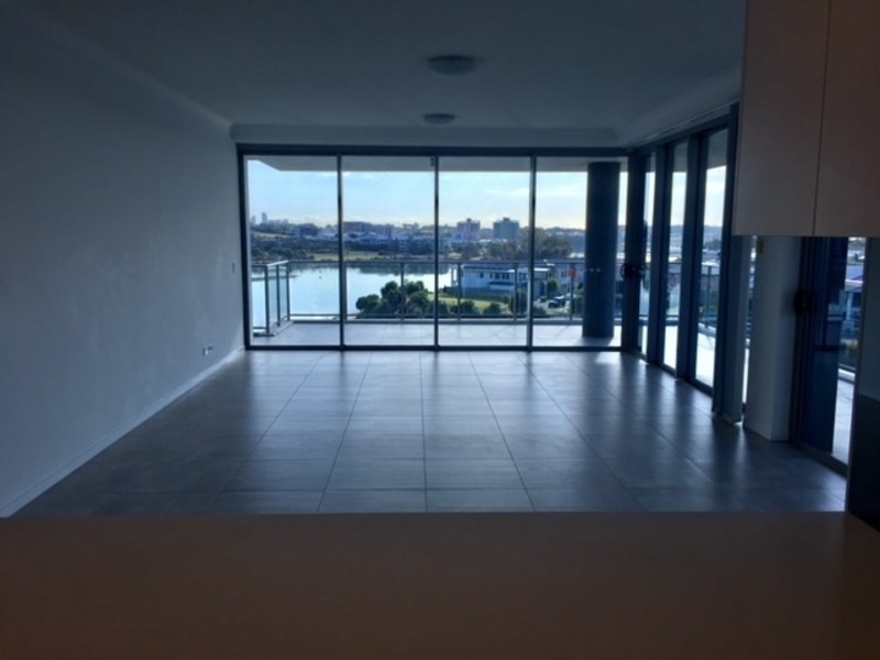 2411/397 Christine Ave, Varsity Lakes QLD 4227