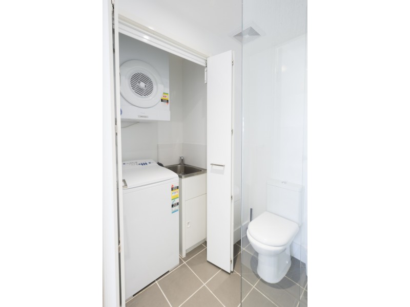 709/159 LOGAN ROAD, Woolloongabba QLD 4102