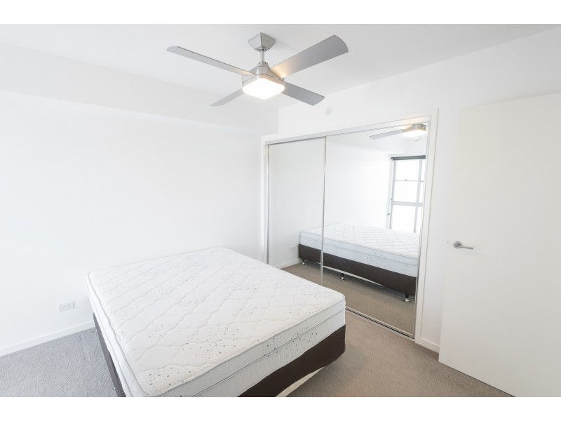 707/159 Logan road, Woolloongabba QLD 4102