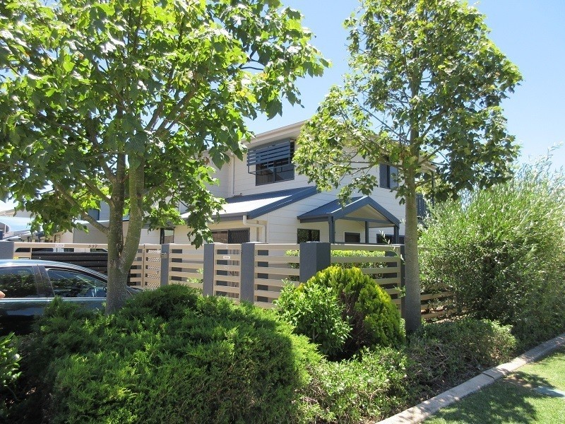 35/337 Spring Street, Kearneys Spring QLD 4350