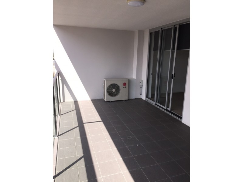 208/159 Logan road, Woolloongabba QLD 4102