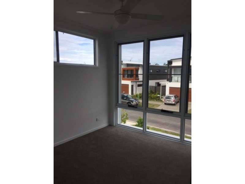 138 Florabella Drive, Robina QLD 4226