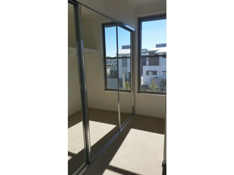 70 Florabella Drive, Robina QLD 4226