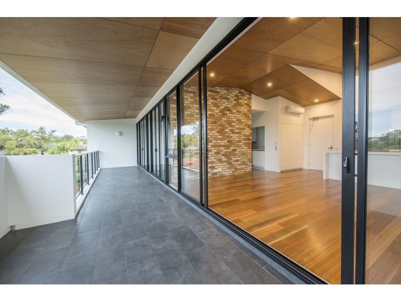 1 Hart street, Ashmore QLD 4214