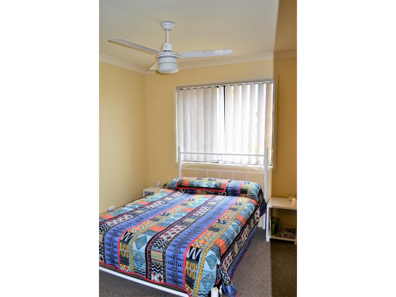 1-15 Santa Isobel Blvd, Pacific Pines QLD 4211