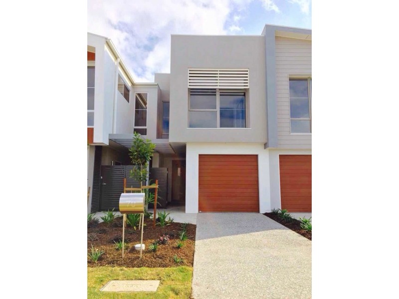 70 Florabella Drive, Robina QLD 4226
