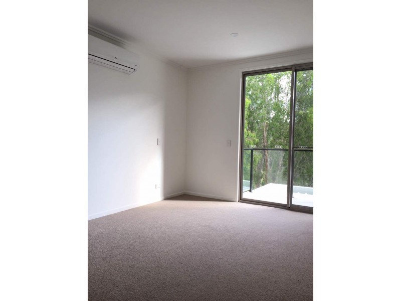 70 Florabella Drive, Robina QLD 4226