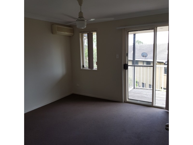 26 Buckingham Place, Eight Mile Plains QLD 4113