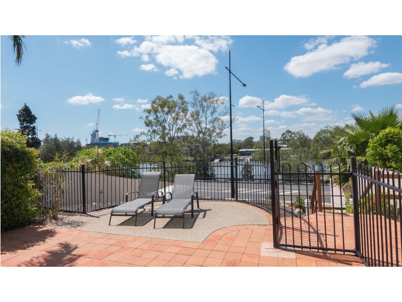 18 Dunmore Terrace, Auchenflower, Auchenflower QLD 4066