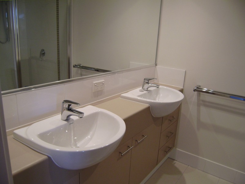 28/1 Acacia Court, Robina QLD 4226