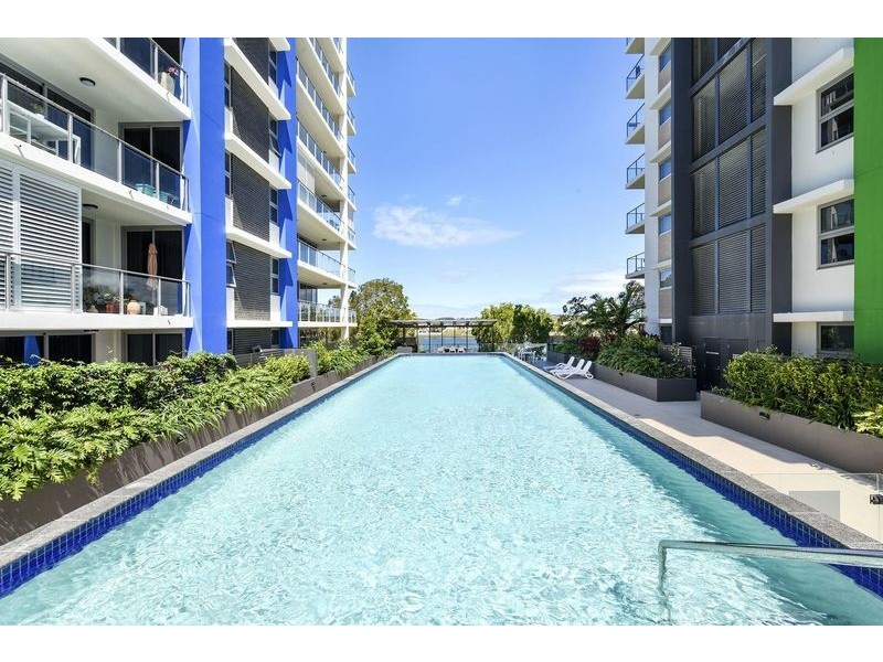 162/33 Lakefront Crescent, Varsity Lakes QLD 4227