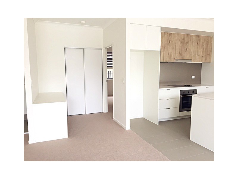 20/3010 The Boulevard, Carrara QLD 4211