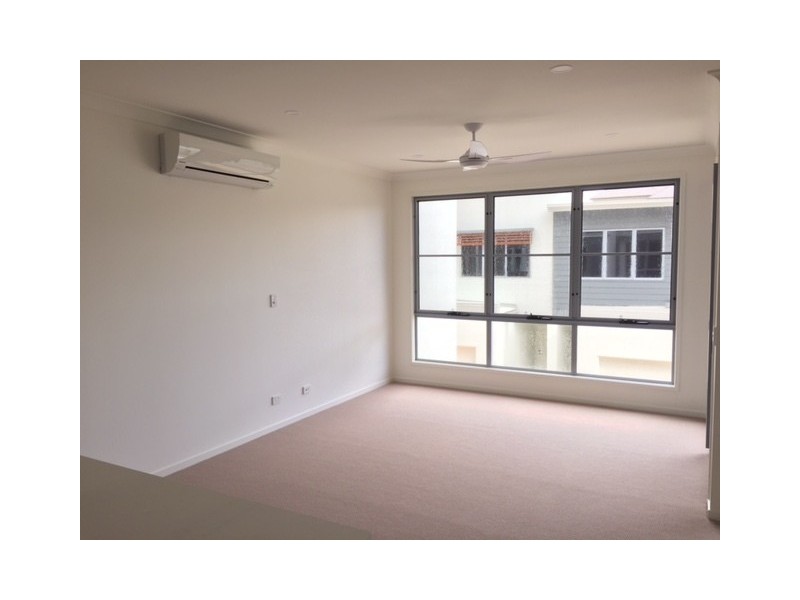 20/3010 The Boulevard, Carrara QLD 4211