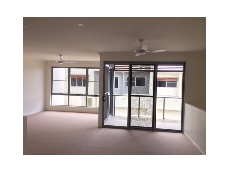 20/3010 The Boulevard, Carrara QLD 4211