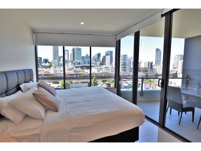 10402/25 Bouquet Street, South Brisbane QLD 4101
