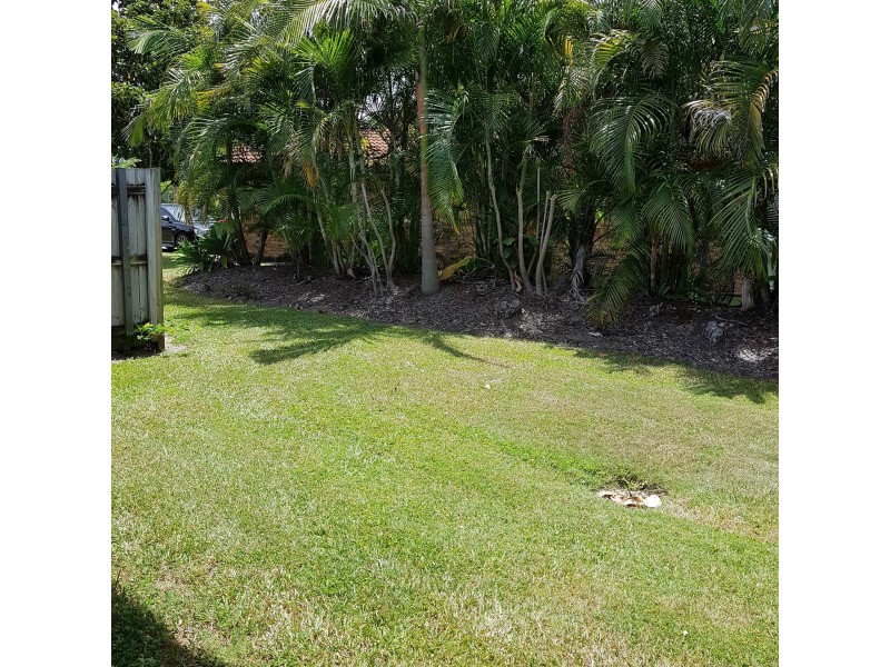 villa */11 waterford court, Bundall QLD 4217