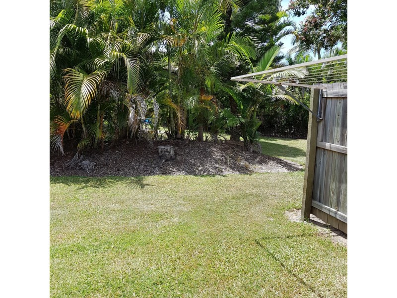 villa */11 waterford court, Bundall QLD 4217