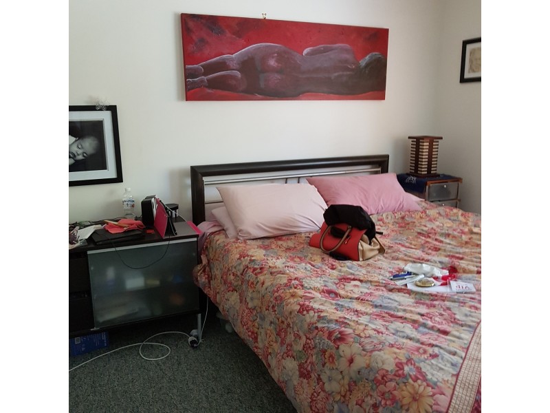 villa */11 waterford court, Bundall QLD 4217