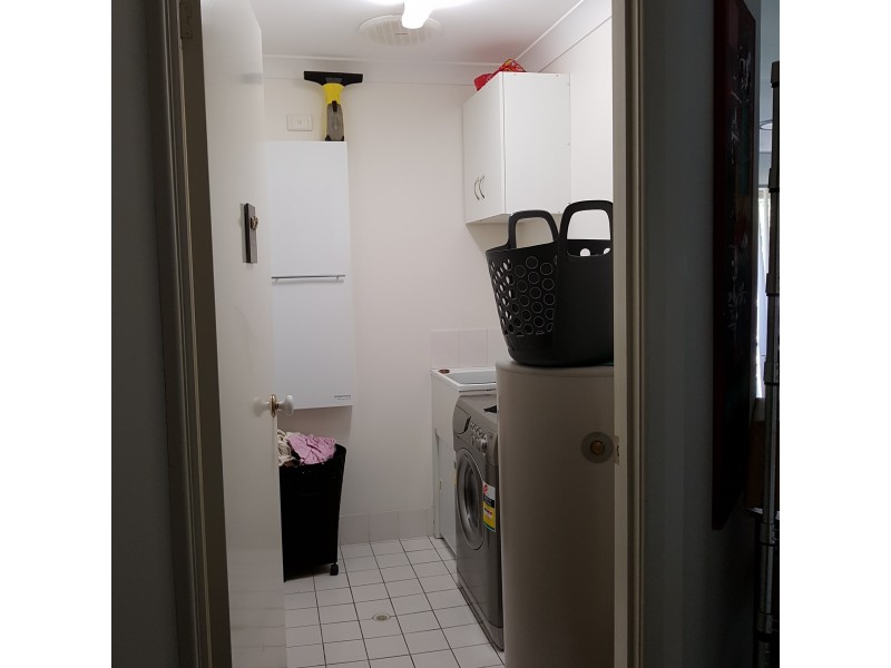 villa */11 waterford court, Bundall QLD 4217