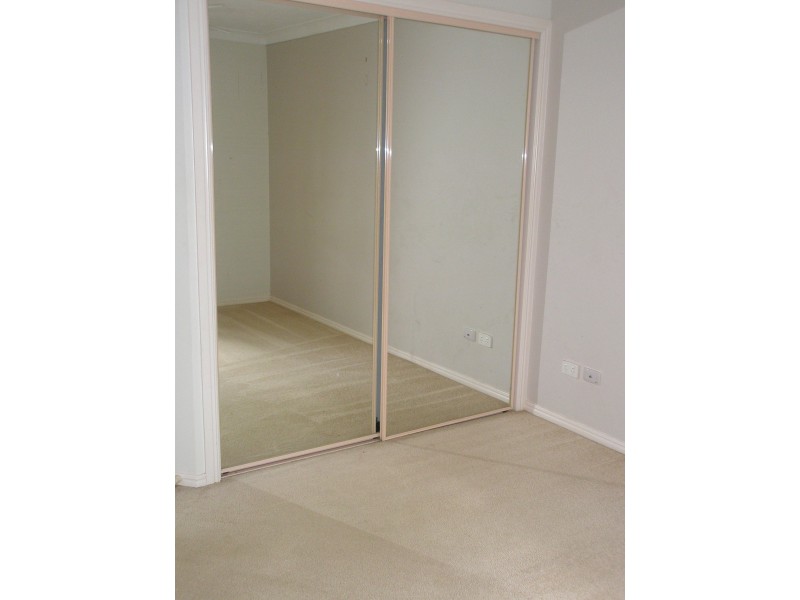 12/57 Worendo Street, Southport QLD 4215