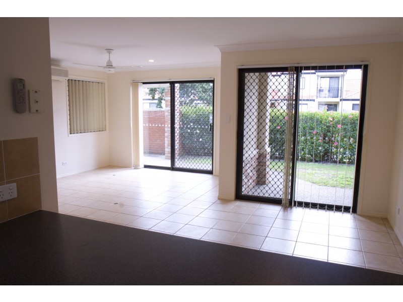 6/1 Charlotte Street, Carina QLD 4152