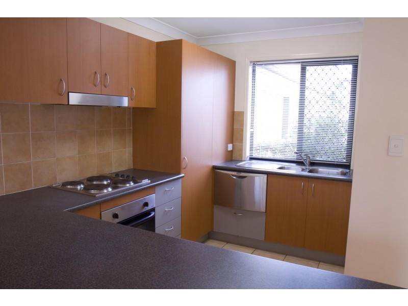 6/1 Charlotte, Carina QLD 4152