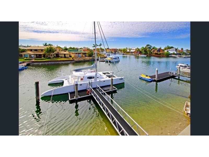 11 salamau street, Runaway Bay QLD 4216
