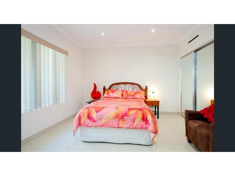11 salamau street, Runaway Bay QLD 4216