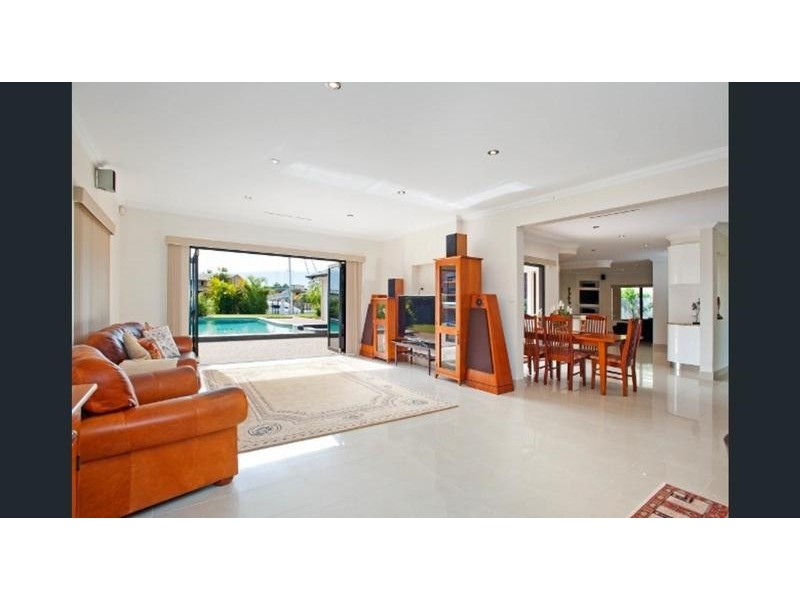 11 salamau street, Runaway Bay QLD 4216