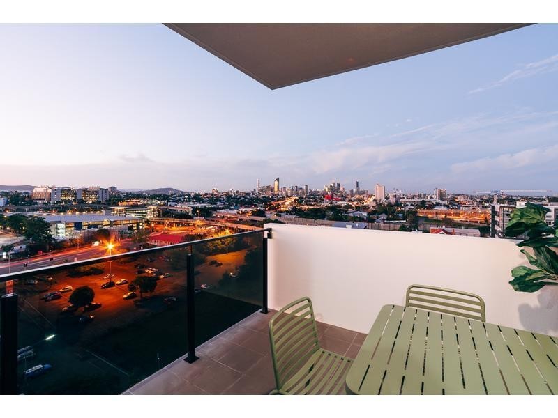 1204/28 Wolseley Street, Woolloongabba QLD 4102