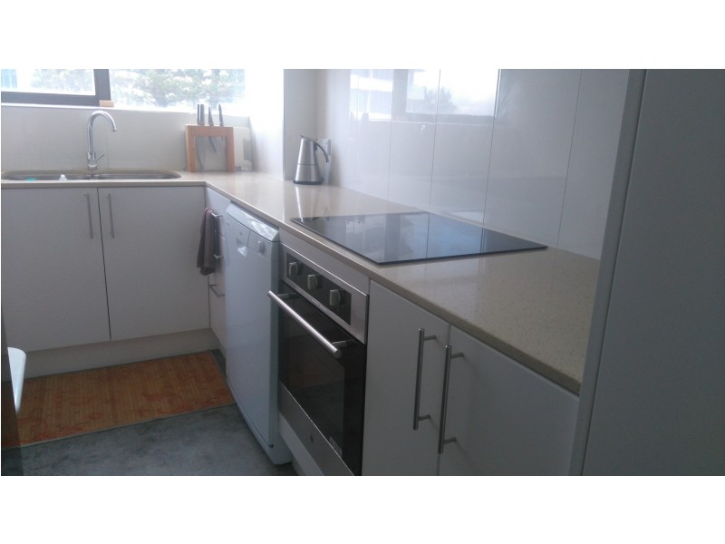 29 Northcliffe Terrace, Broadbeach QLD 4218