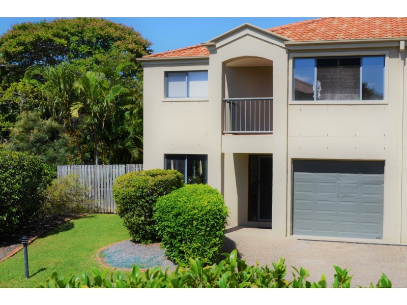 35/1-15 Santa Isobel Blvd, Pacific Pines QLD 4211