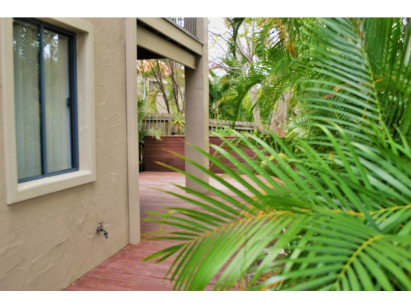 35/1-15 Santa Isobel Blvd, Pacific Pines QLD 4211