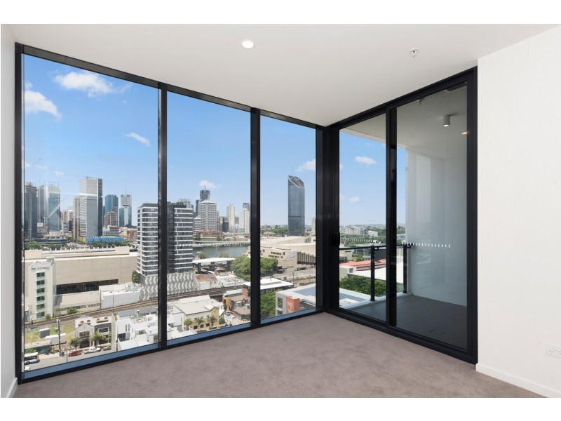 IVY 2404/22 Merivale Street, South Brisbane QLD 4101
