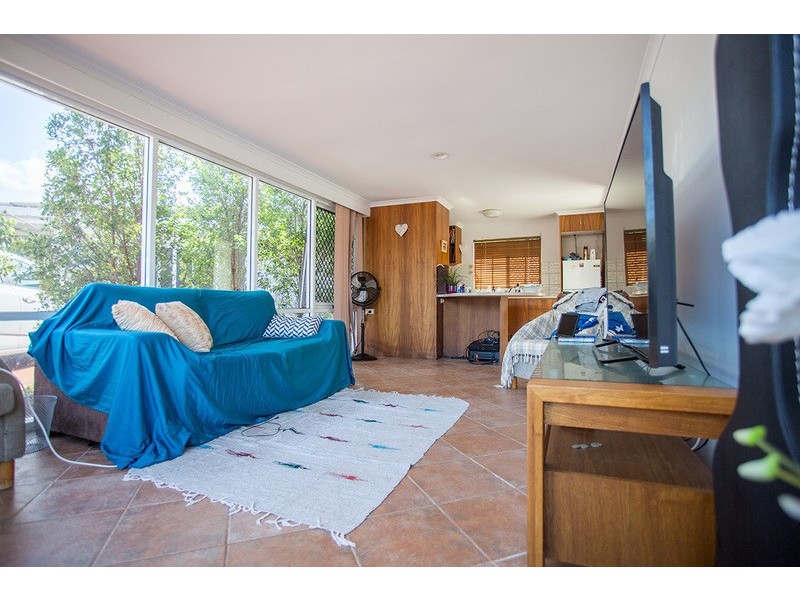 9 Moorilla Place, Broadbeach Waters QLD 4218