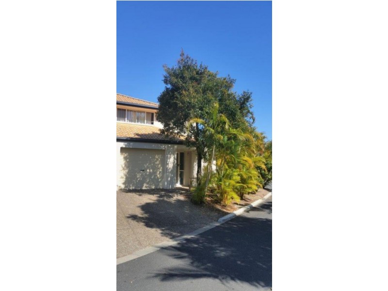 19 Harrow Place, Arundel QLD 4214