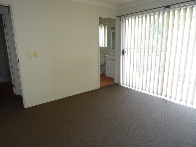 19 Harrow Place, Arundel QLD 4214