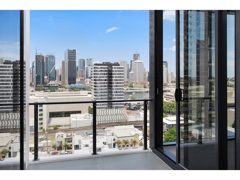 IVY 506/22 Merivale Street, South Brisbane QLD 4101